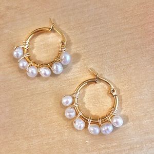 Hoops with natural pearl ⚪️🐚